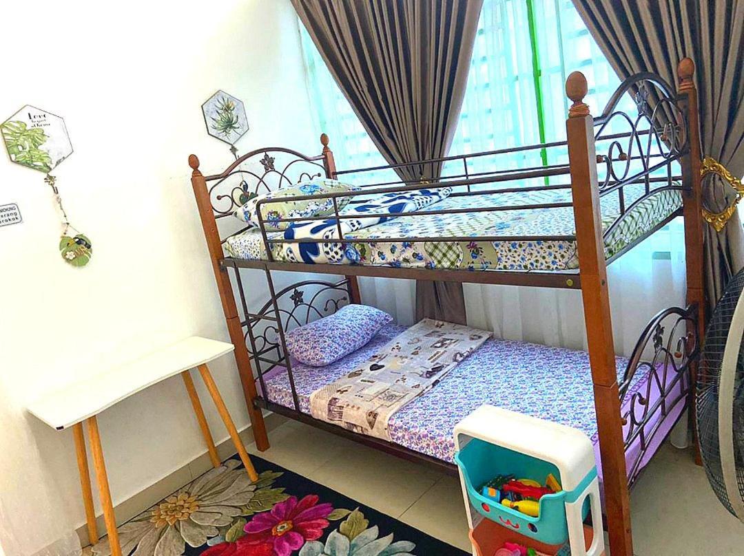 Desaru 16Pax Family With Private Mini Pool & Jacuzzi Villa โกตา ติงกี ภายนอก รูปภาพ