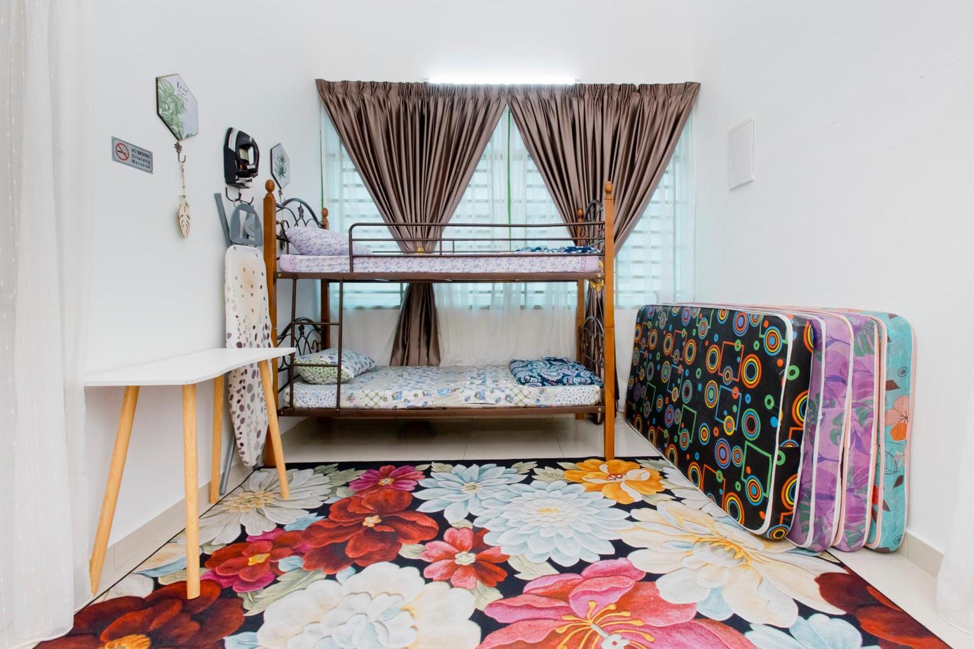 Desaru 16Pax Family With Private Mini Pool & Jacuzzi Villa โกตา ติงกี ภายนอก รูปภาพ